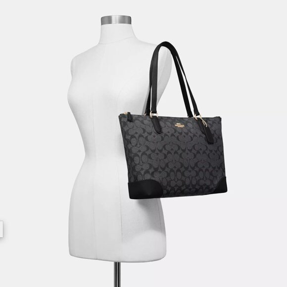 Coach Black Signature Jacquard Tote Shoulder Bag with Leather Trim + zip wallet - Picture 2 of 16